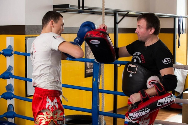 Купить занятие тайским боксом в Астрахани. Сервис Ultra Подарки. Хотите взять уроки Муай Тай в клубе тайского бокса? Купите сертификат на занятие тайским боксом в Астрахани. Сервис UltraPodarki.ru 8 800 505 95 30. Занятия тайским боксом, тайский бокс индивидуальные занятия, занятия тайским боксом в Астрахани, тайский бокс цена, тайский бокс тренировка, тайский бокс клуб, тайский бокс клуб в Астрахани, муай тай, уроки муай тай, сертификат на тайский бокс, Муай Тай Астрахань, Тайский бокс Астрахань, купить тайский бокс, купить муай тай, купить Тайский бокс Астрахань