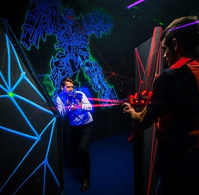 Игра в лазертаг в Астрахани. Сервис Ultra Подарки. Купить лазертаг в городе Астраханьf. Попробуйте лазерный пейнтбол в лазертаг клубе. Цены на лазертаг. Сервис: UltraPodarki.ru 8 800 505 95 30. Лазертаг в Астрахани, купить лазертаг Астрахань, лазертаг, купить лазертаг, лазерный пейнтбол Астрахань, лазертаг для детей Астрахань, лазертаг клуб, лазертаг клуб Астрахань