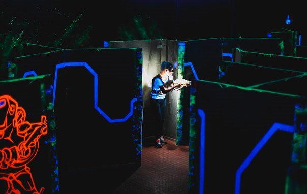 Игра в лазертаг в Астрахани. Сервис Ultra Подарки. Купить лазертаг в городе Астраханьf. Попробуйте лазерный пейнтбол в лазертаг клубе. Цены на лазертаг. Сервис: UltraPodarki.ru 8 800 505 95 30. Лазертаг в Астрахани, купить лазертаг Астрахань, лазертаг, купить лазертаг, лазерный пейнтбол Астрахань, лазертаг для детей Астрахань, лазертаг клуб, лазертаг клуб Астрахань