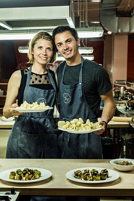 Кулинарные мастер-классы в Астрахани. Сервис Ultra Подарки. Мастер-класс по кулинарии в Астрахани. Обучение кулинарии. Купить подарочный сертификат на кулинарный мастер-класс. UltraPodarki.ru 8 800 505 95 30. Кулинарные мастер-классы, кулинарные мастер-классы в Астрахани, обучение кулинарии, обучение кулинарии в Астрахани, уроки кулинарии, уроки кулинарии в Астрахани, кулинарная школа, кулинарная школа Астрахань, кулинарные мастер-классы для детей, кулинарные мастер-классы для детей в Астрахани, кулинарный курс, кулинарный курс Астрахань, сертификат на кулинарный мастер-класс, сертификат на мастер-класс по кулинарии Астрахань